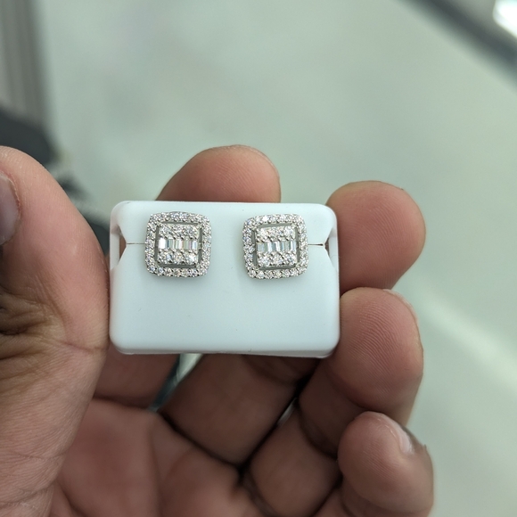 925 Sterling Silver Moissanite Diamond Stud Earring